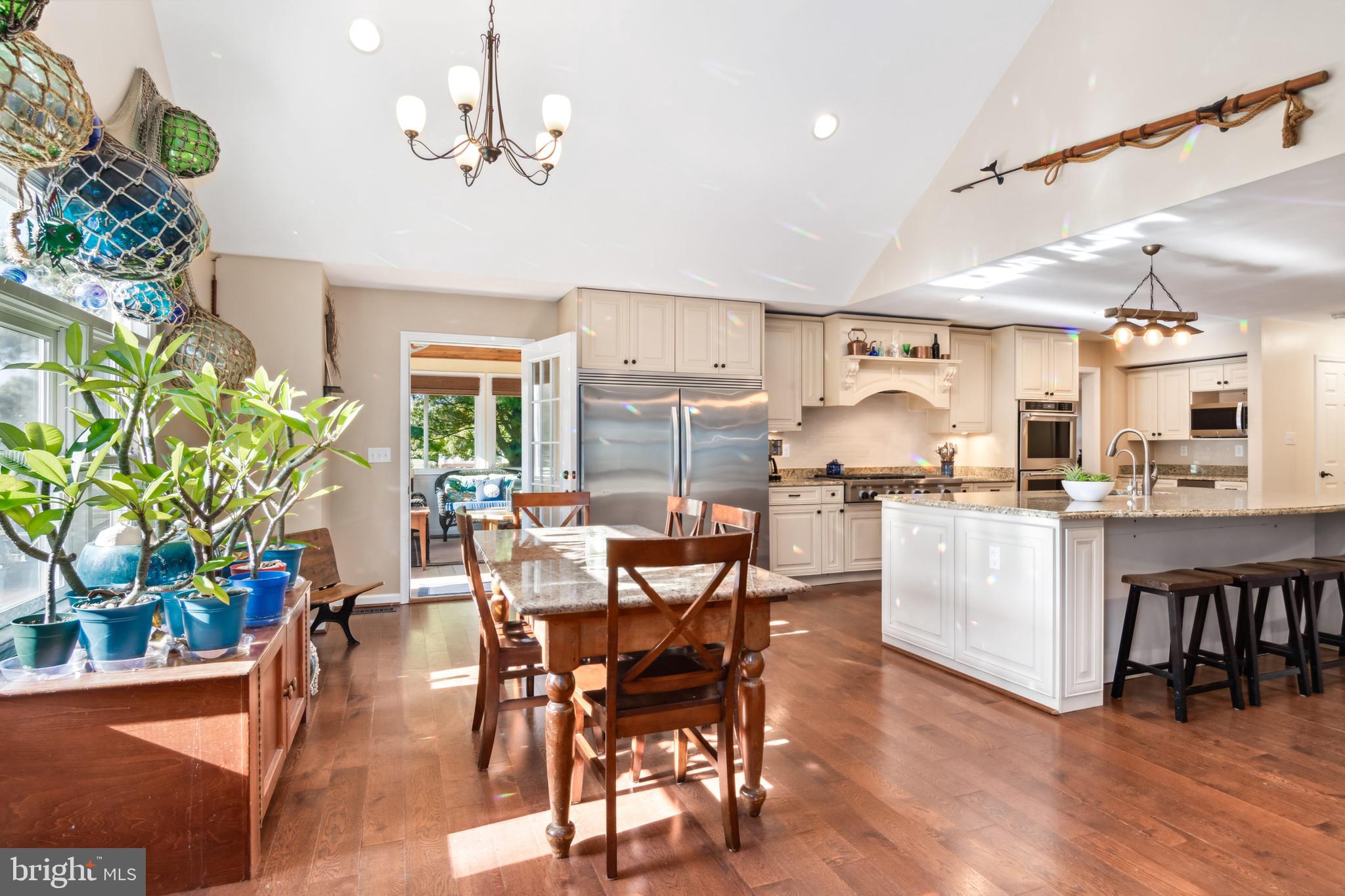 CHEWS MANOR - Residential