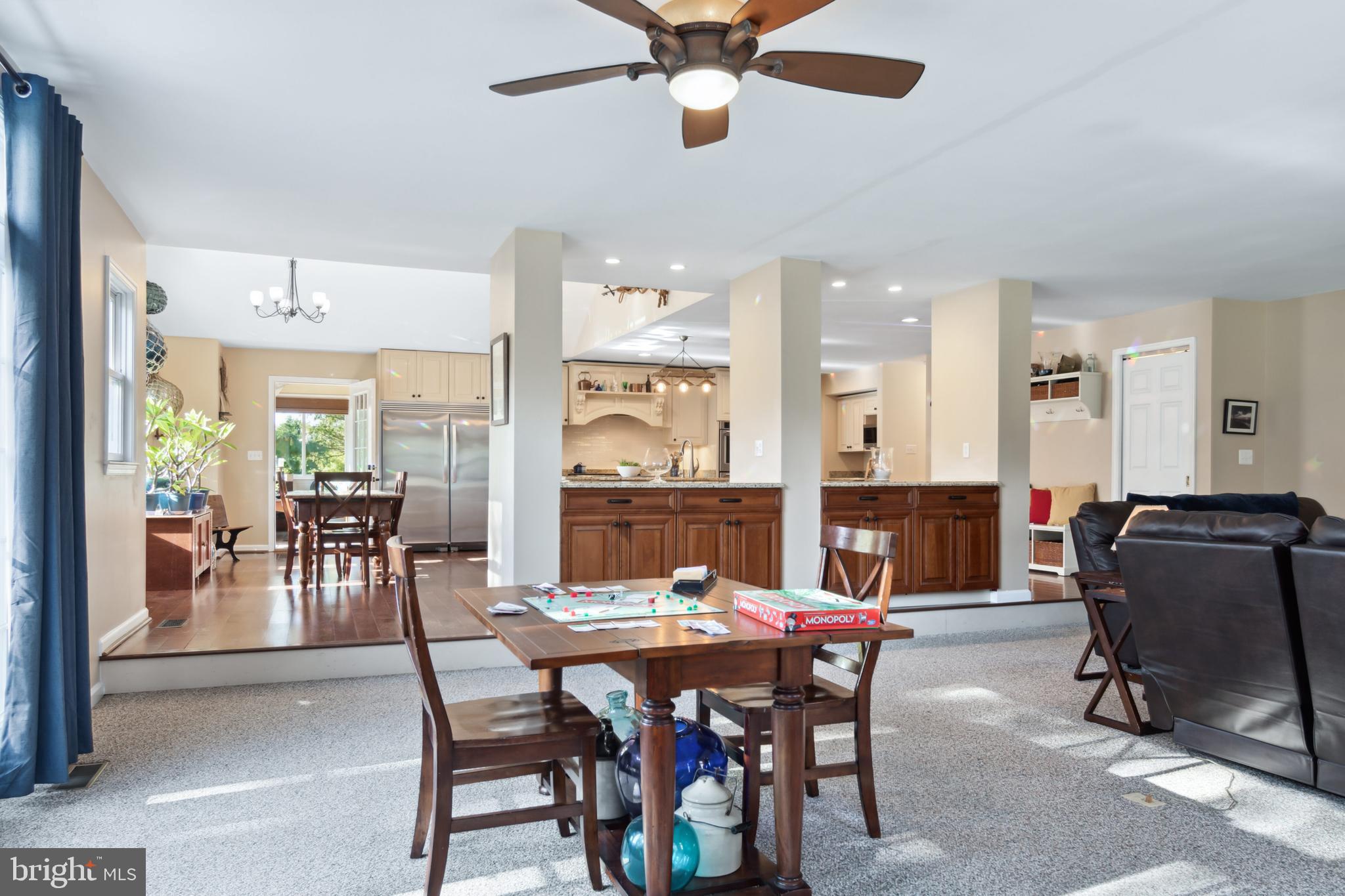 CHEWS MANOR - Residential