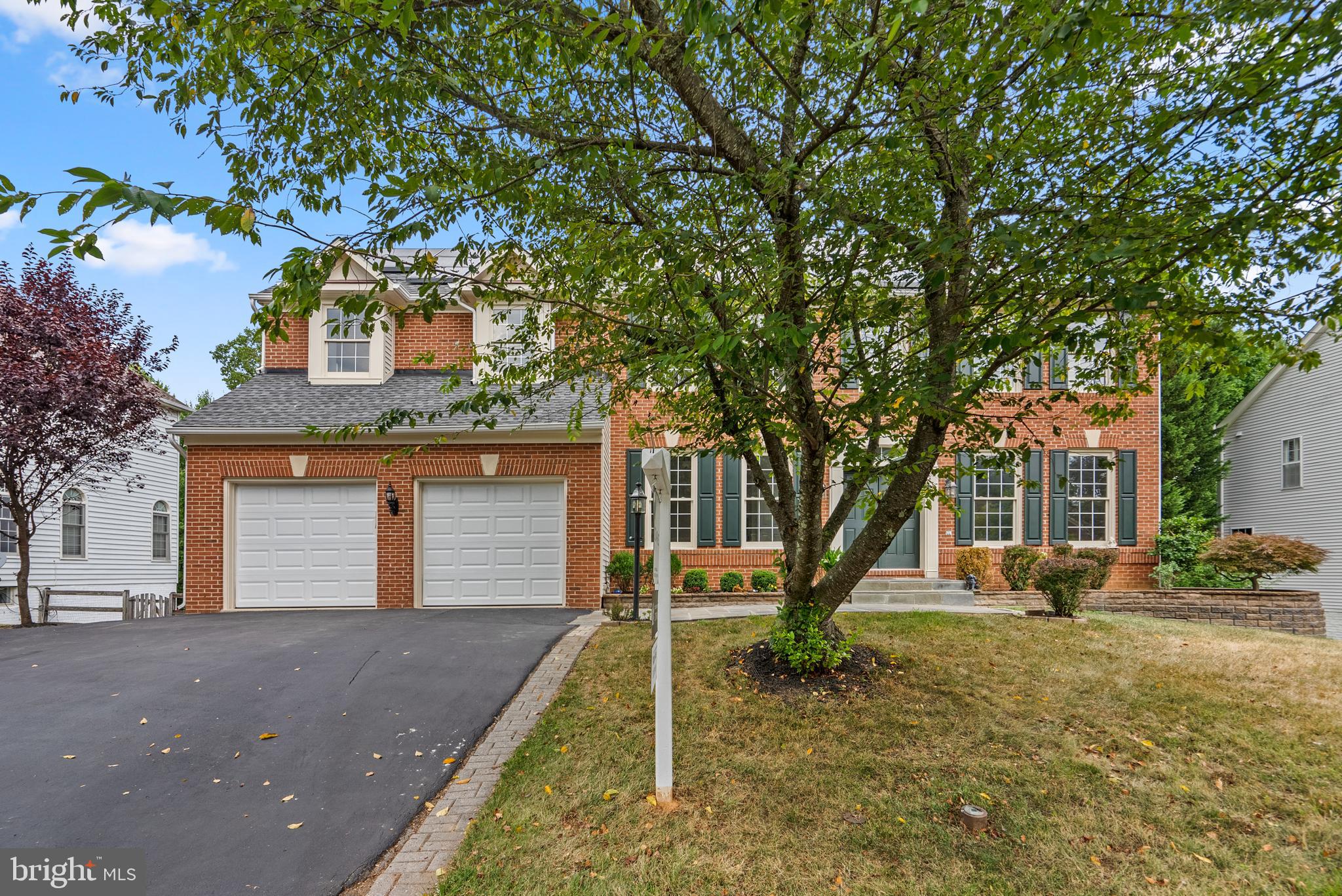 WILLOWS OF POTOMAC - Residential