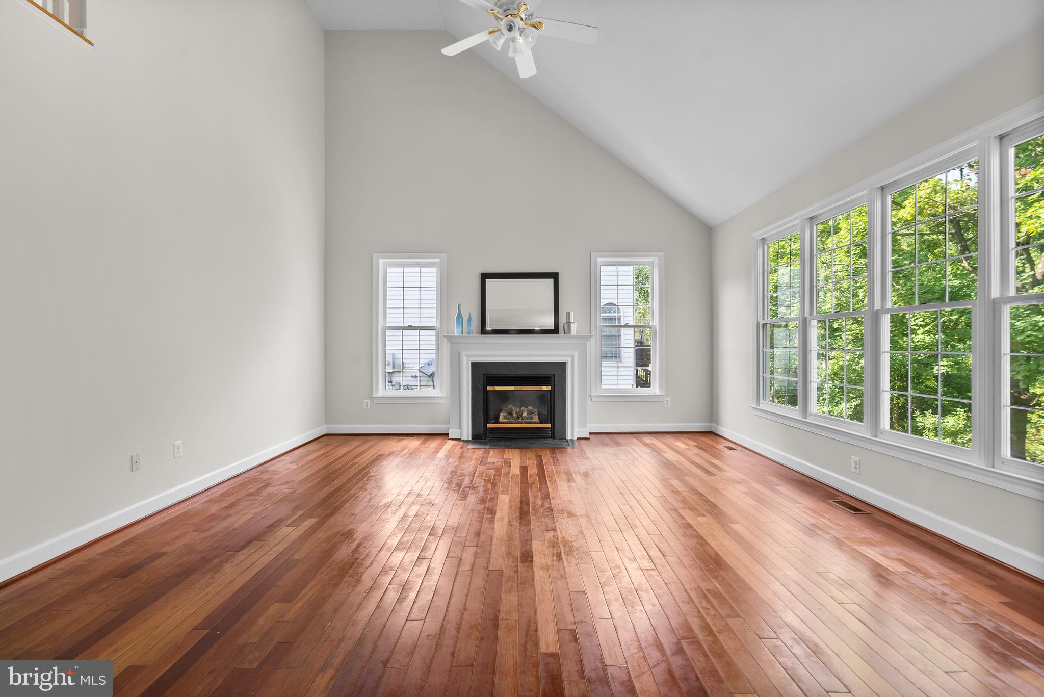 WILLOWS OF POTOMAC - Residential