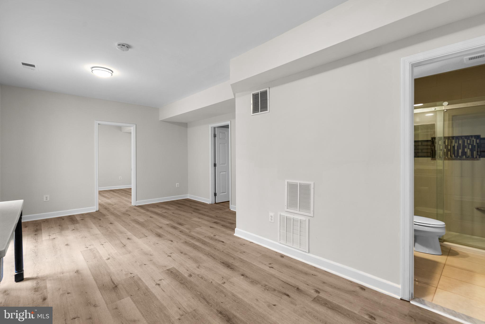 WILLOWS OF POTOMAC - Residential