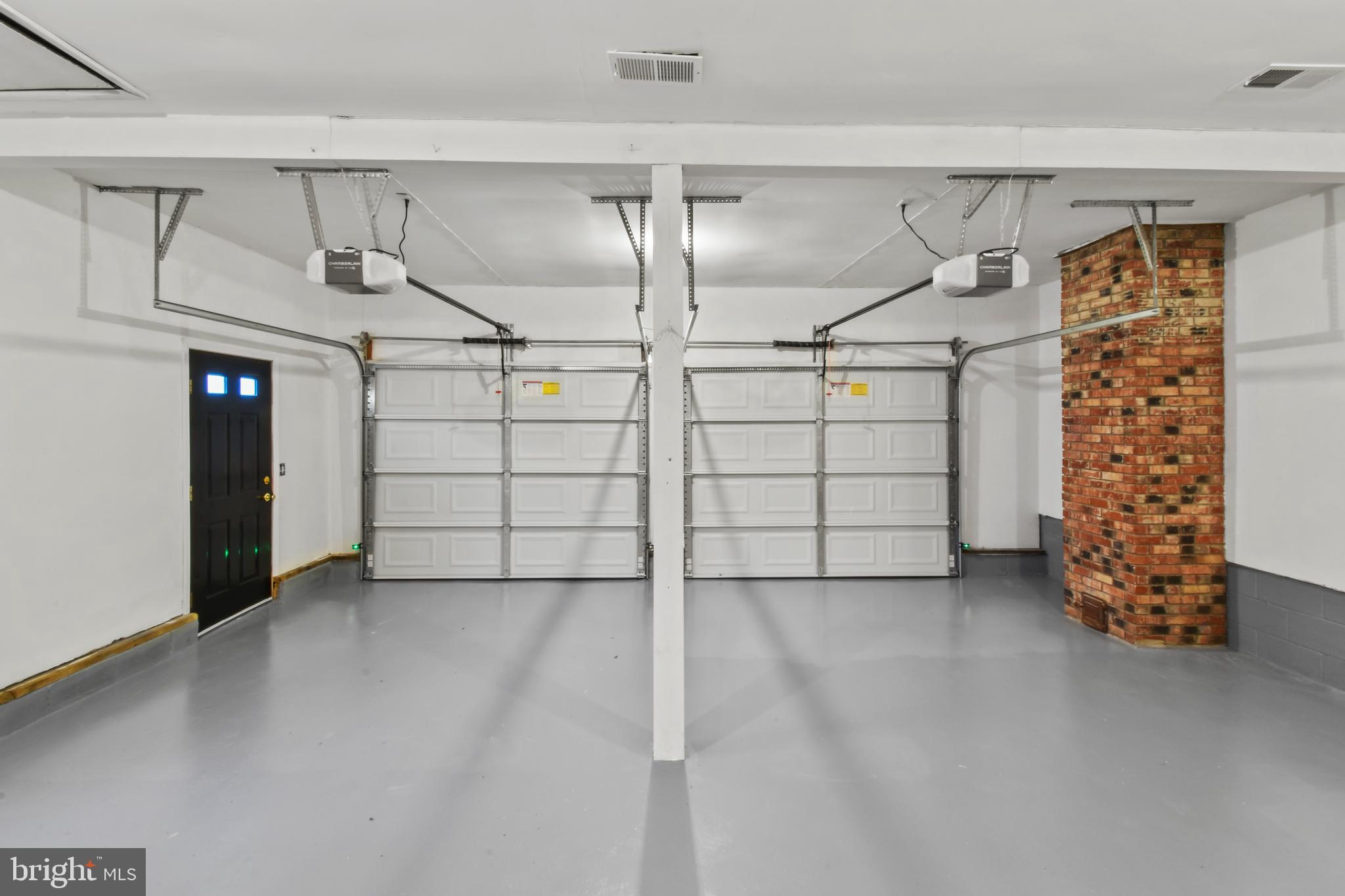 RIVER VIEW PARK - Residential