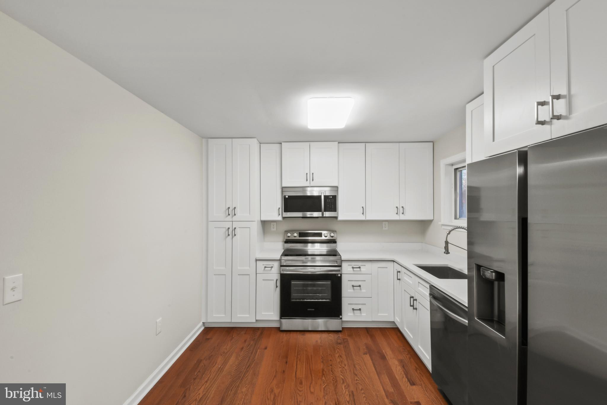 RIVER VIEW PARK - Residential