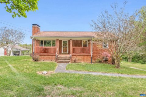 653 CELT RD STANARDSVILLE VA 22973