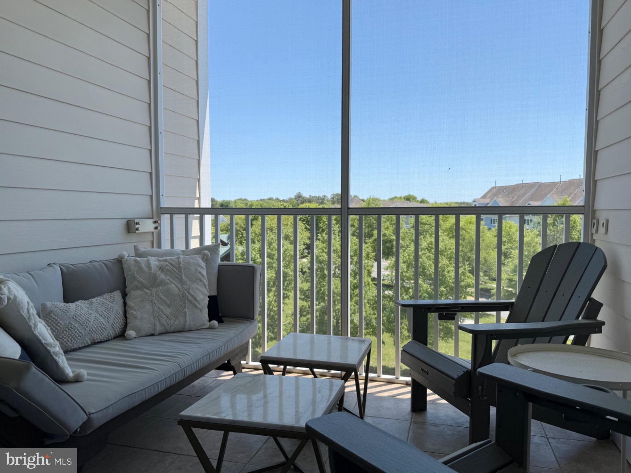 BAYSIDE - Residential