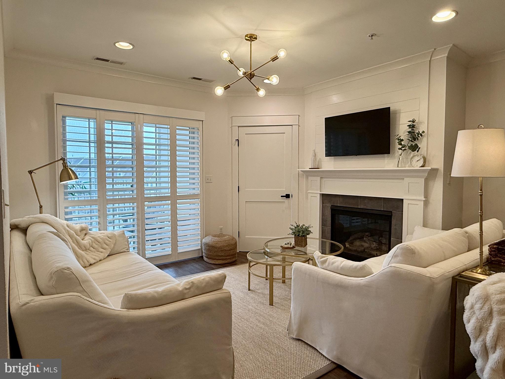 BAYSIDE - Residential