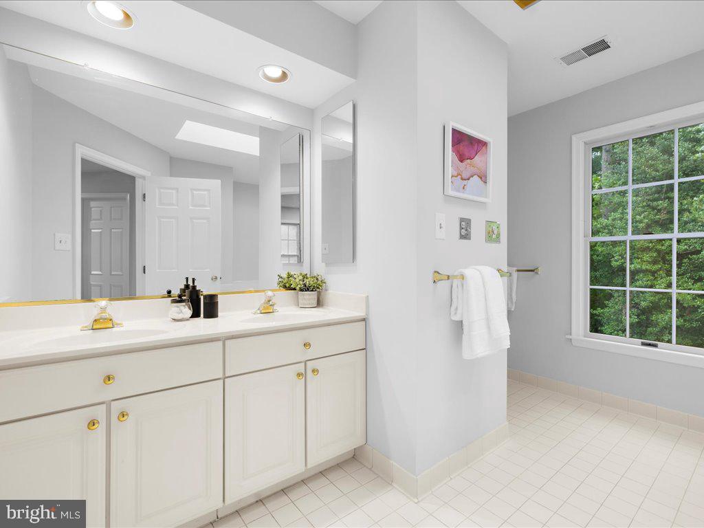 SHIPLEYS CHOICE - Residential