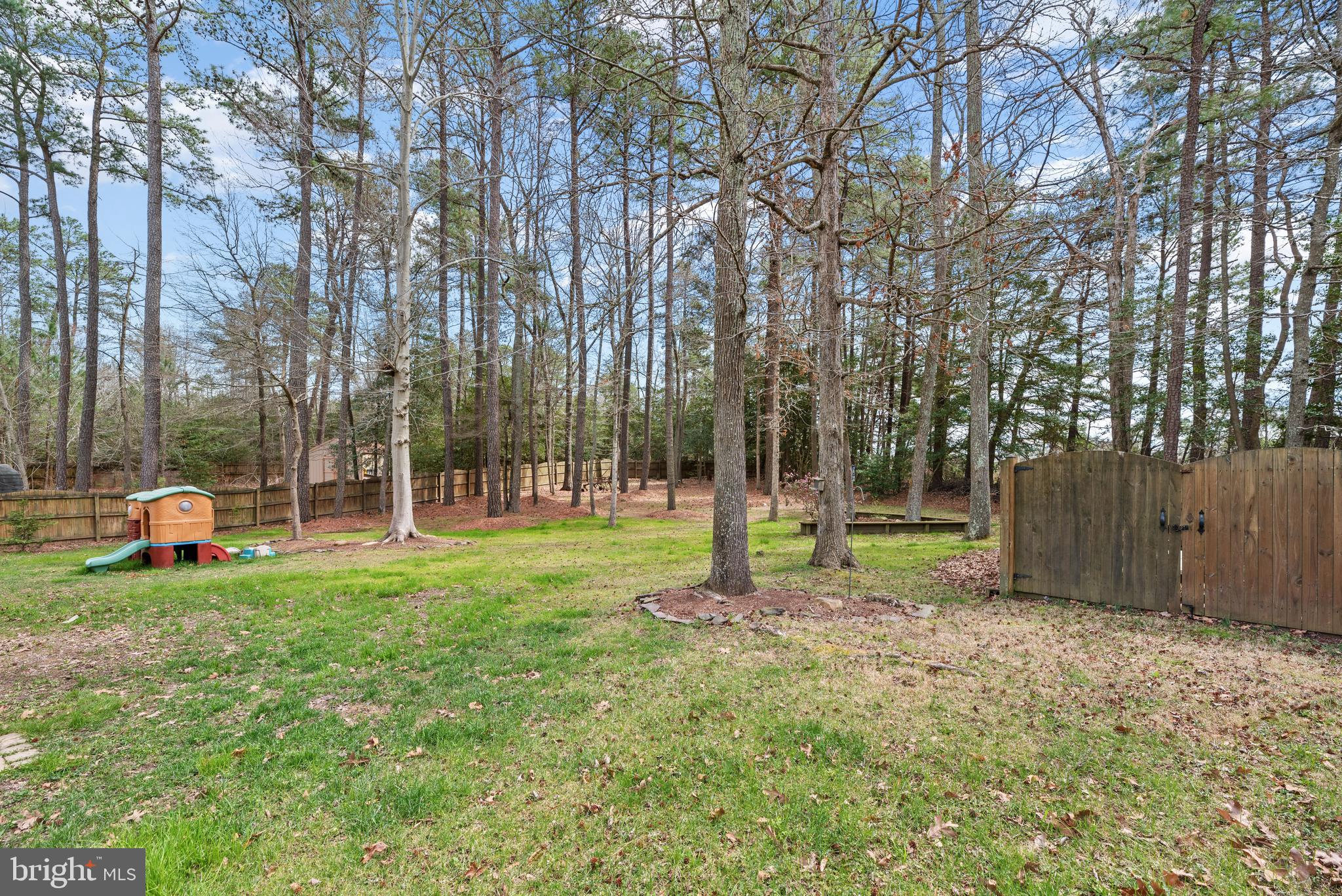 WILLOW WOODS - Residential