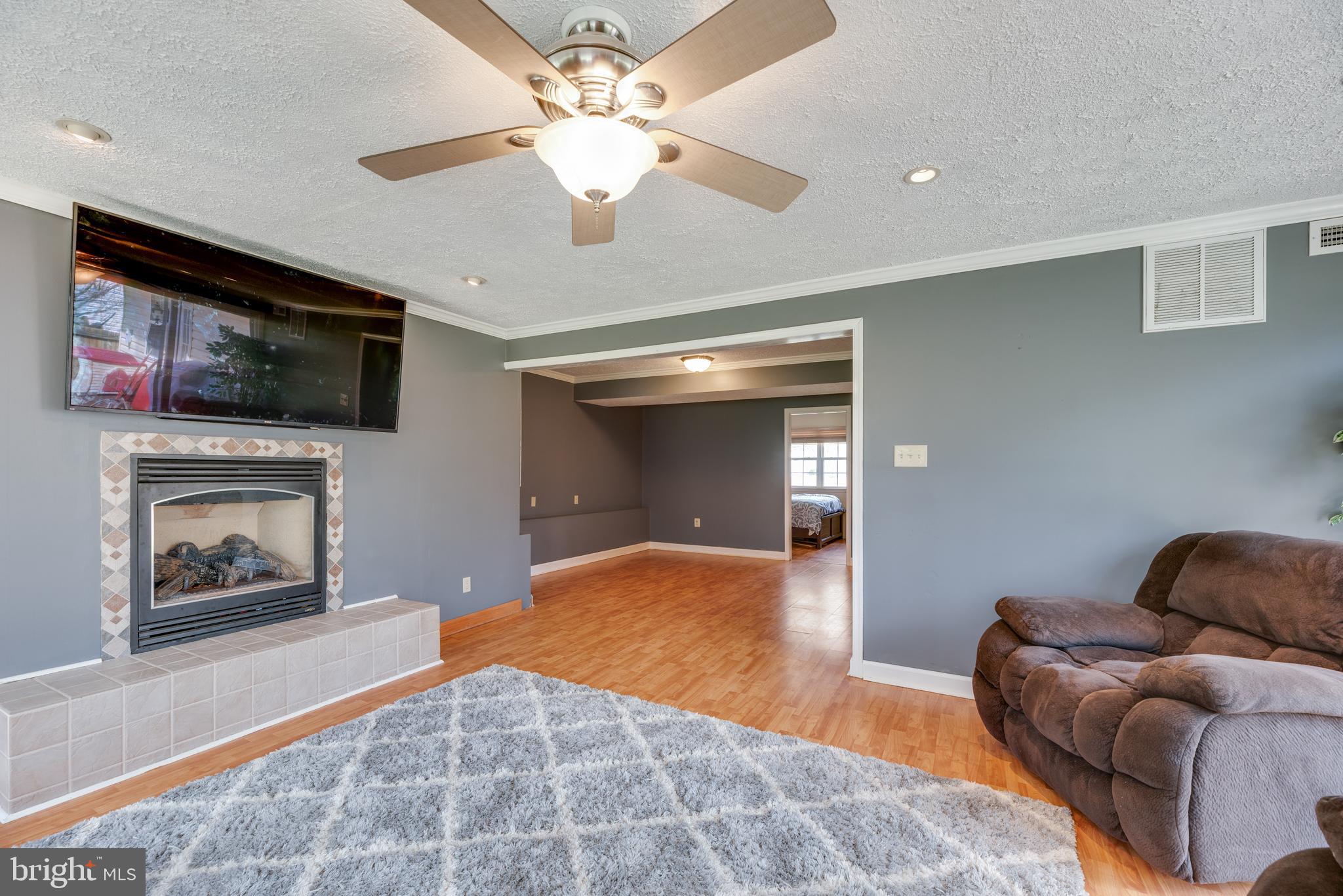 WILLOW WOODS - Residential