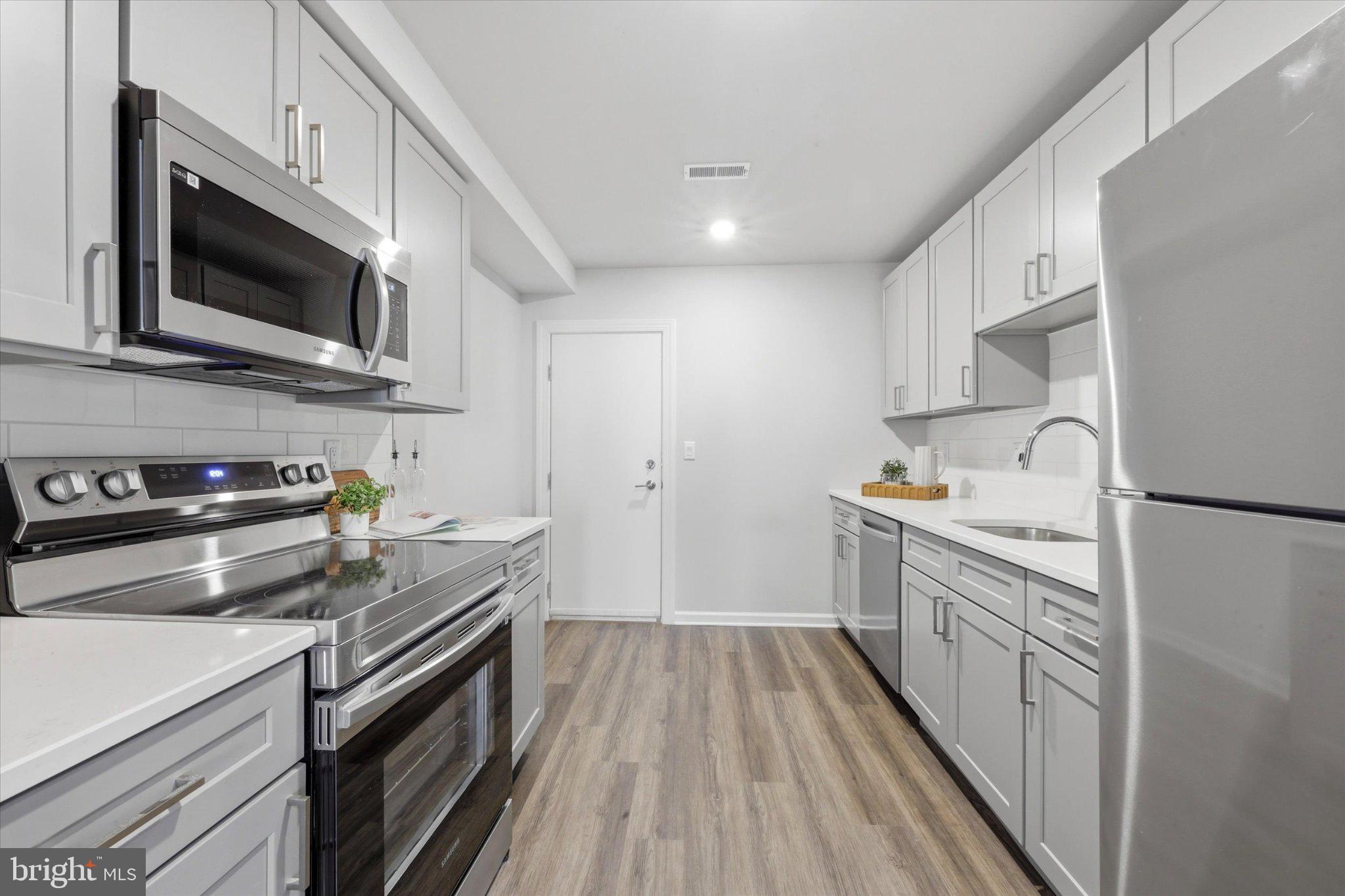 GRAYS FERRY - Residential
