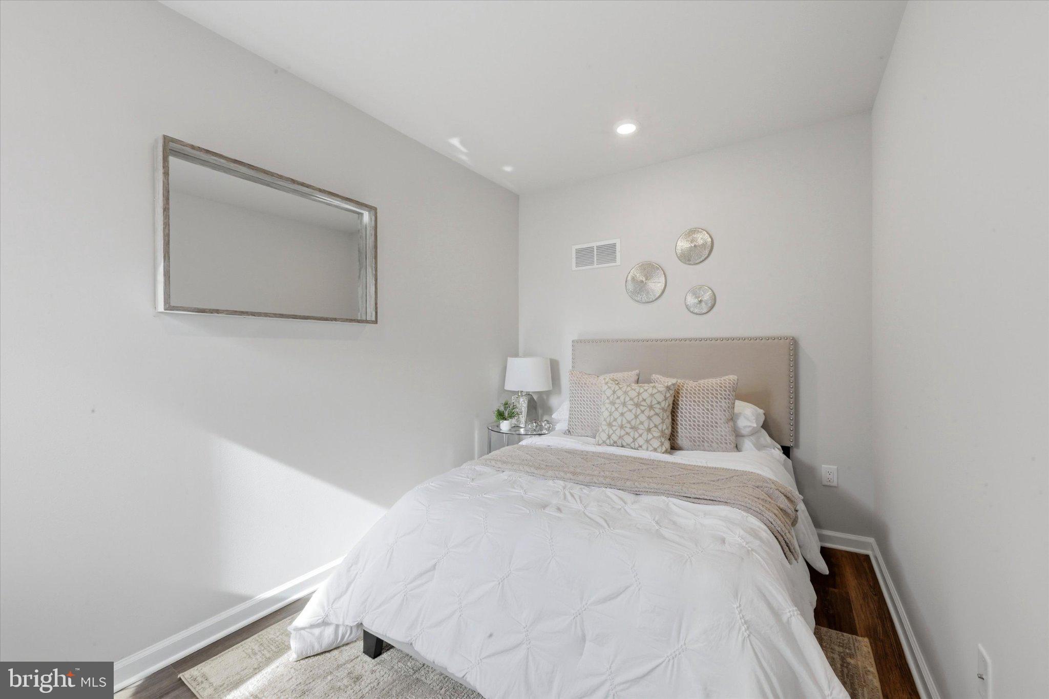 GRAYS FERRY - Residential