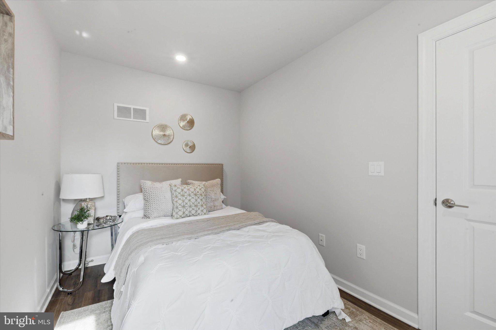 GRAYS FERRY - Residential