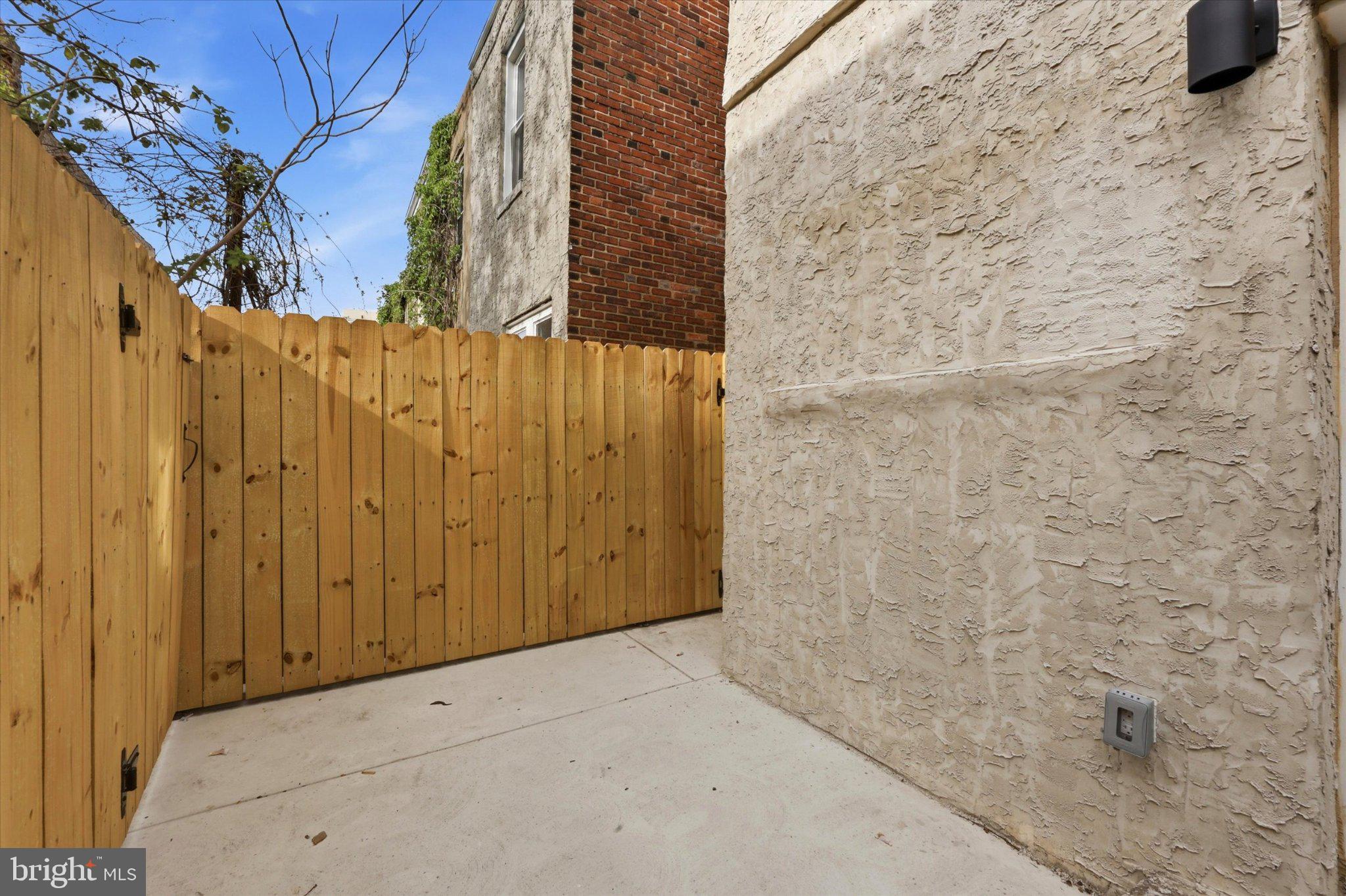 GRAYS FERRY - Residential