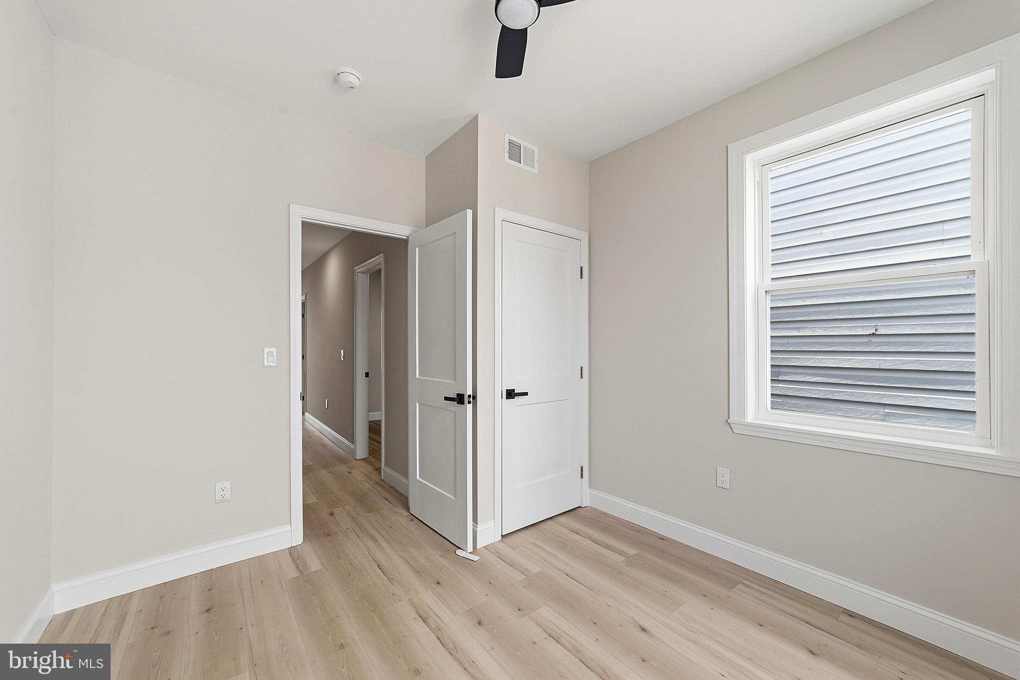 POINT BREEZE - Residential