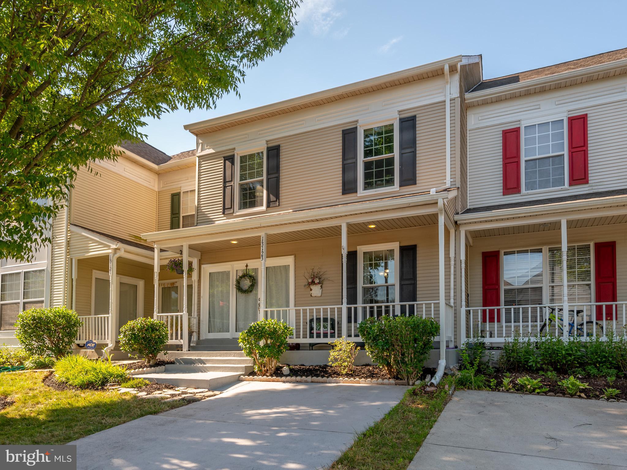GREENS AT FAIR LAKES - Residential