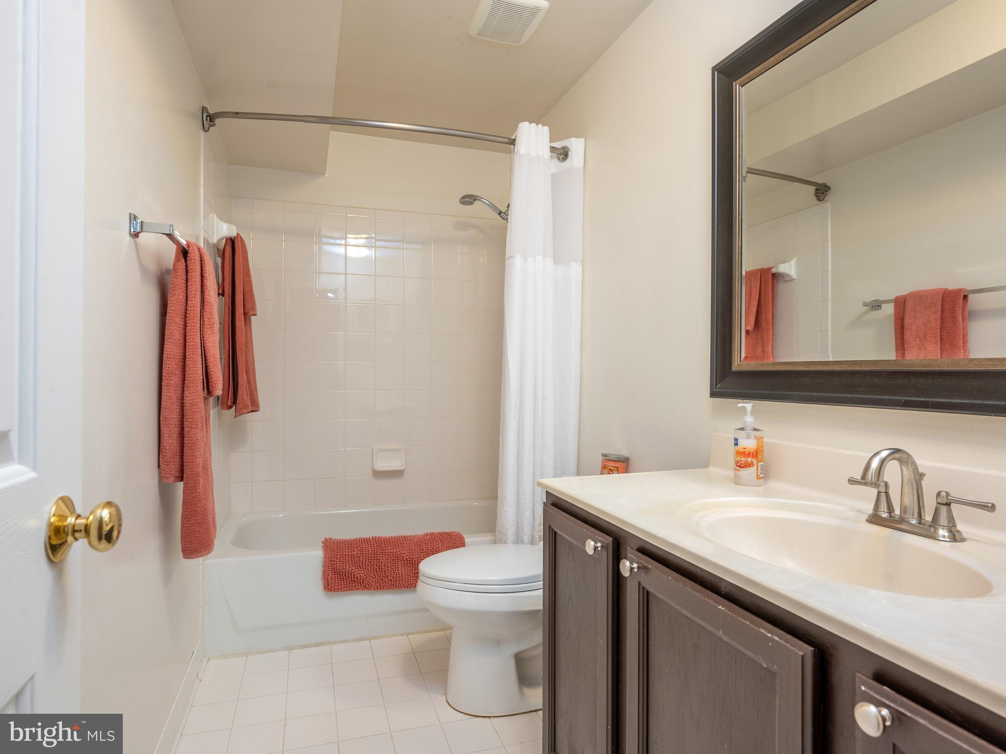 GREENS AT FAIR LAKES - Residential