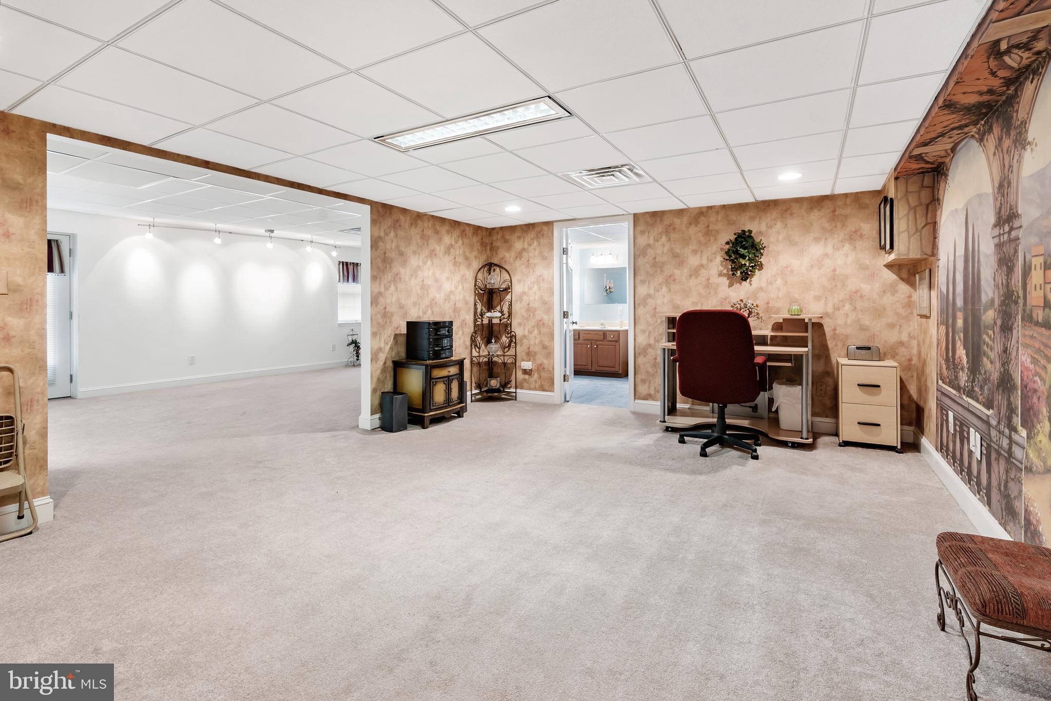 HILLCREST HEIGHTS - Residential