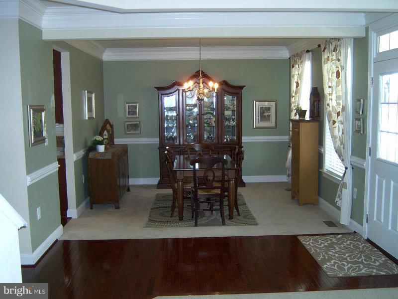 LAKELAND PLACE - Residential