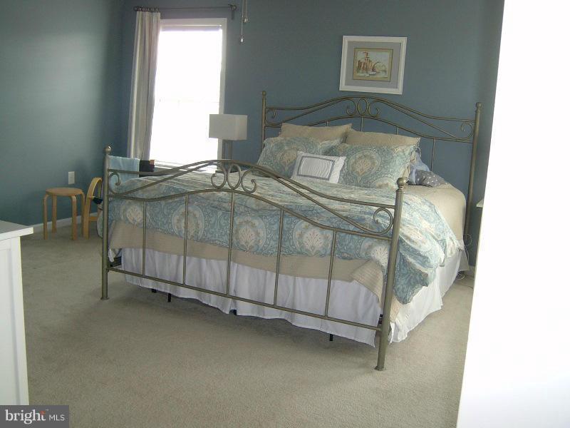 LAKELAND PLACE - Residential