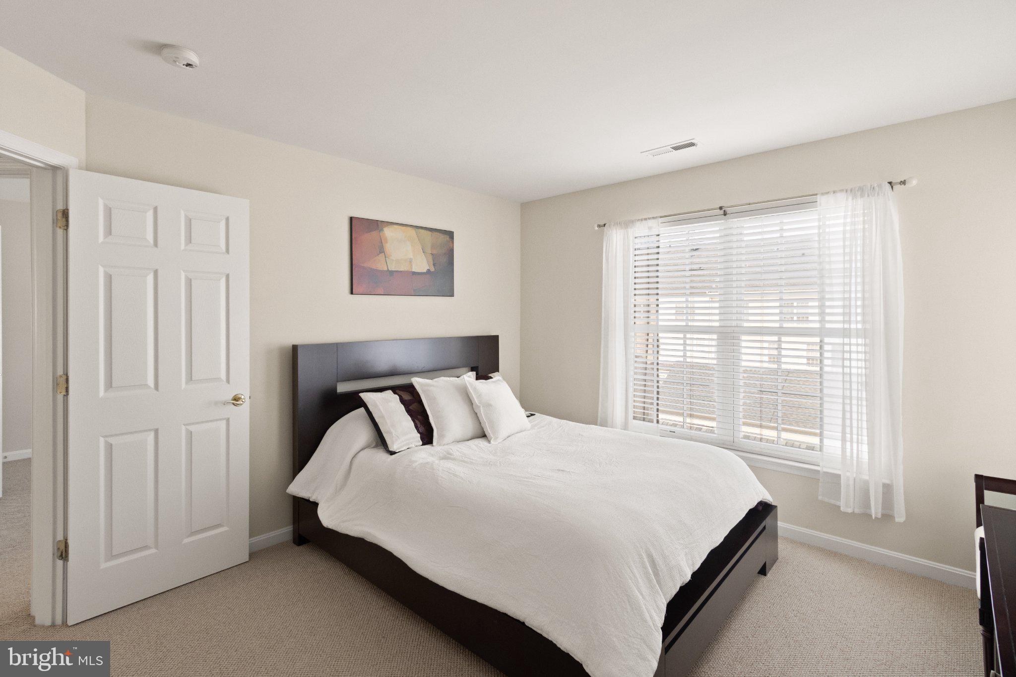 BRAMBLETON LANDBAY - Residential