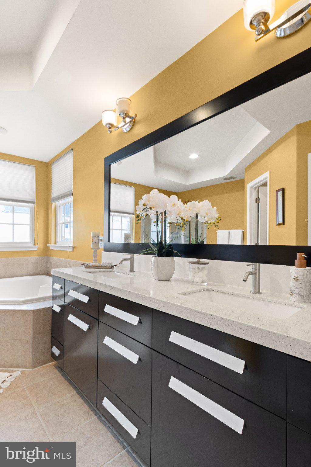 BRAMBLETON LANDBAY - Residential