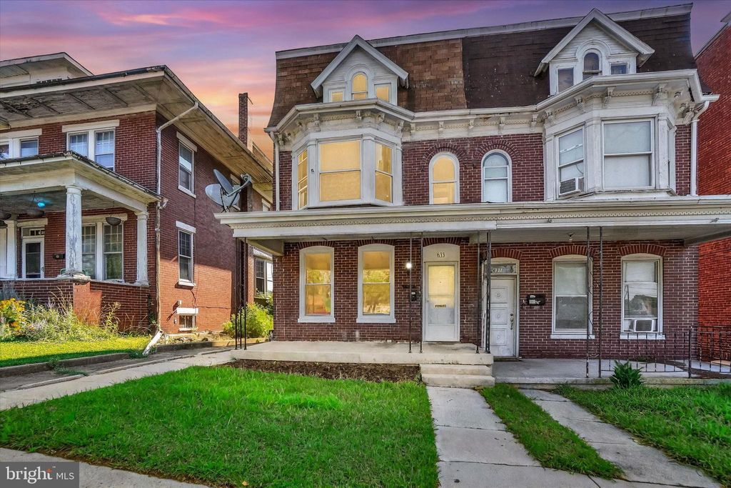 Photo of 633 N George Street, YORK, PA 17404 (MLS # PAYK2087068)