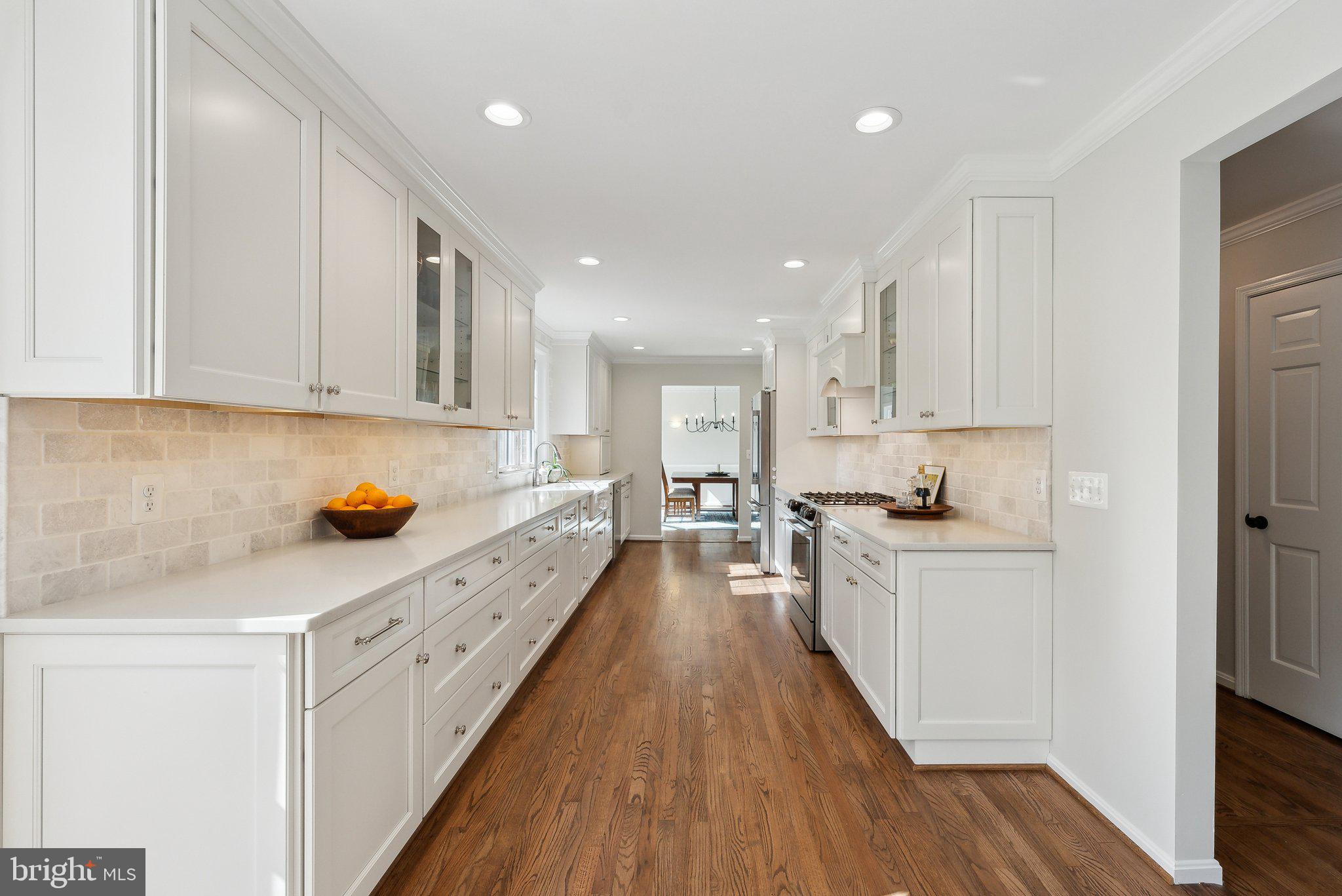 FOX MILL WOODS - Residential