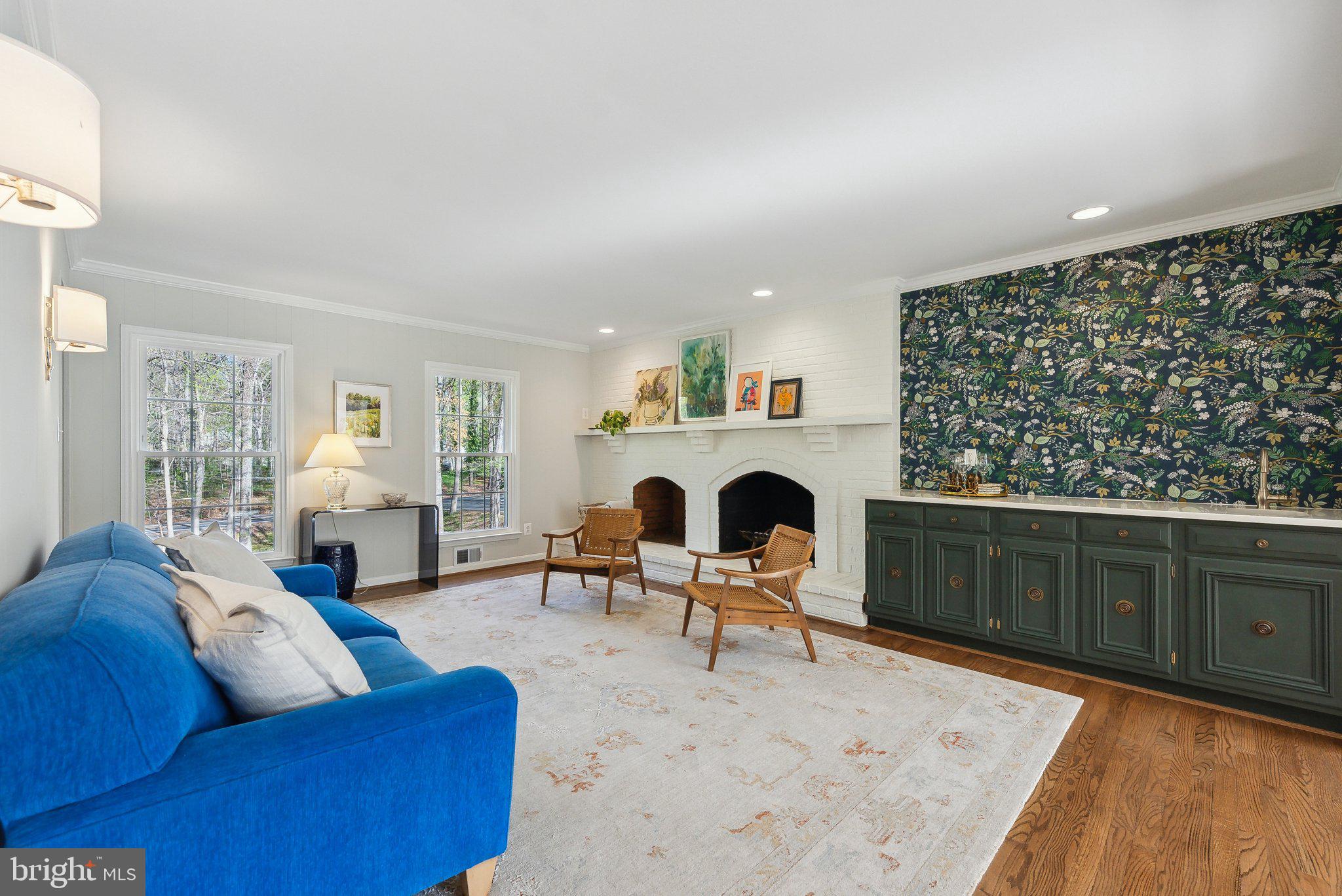 FOX MILL WOODS - Residential