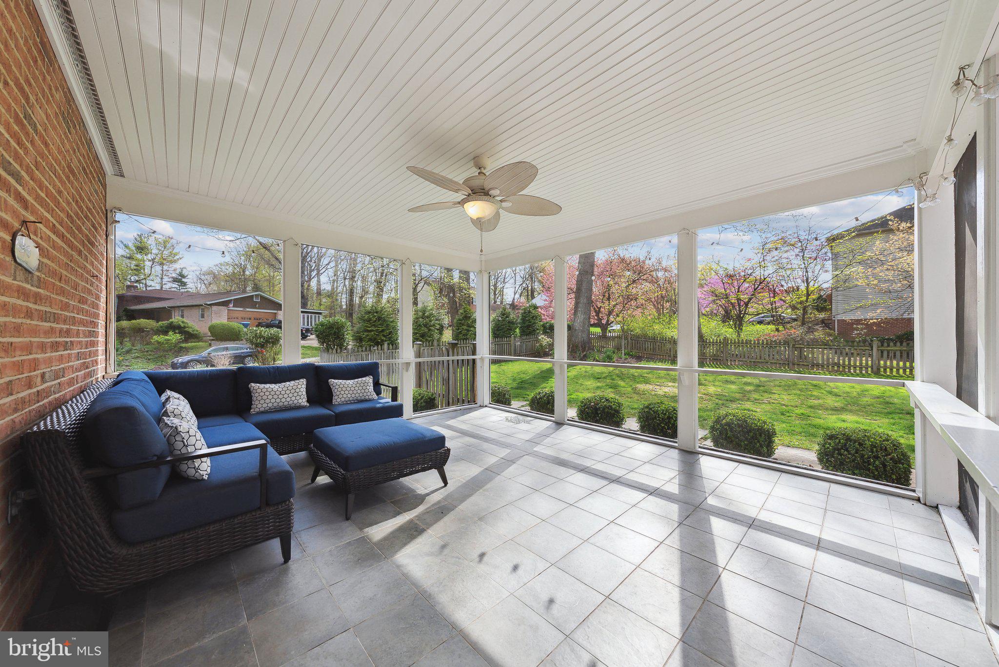 FOX MILL WOODS - Residential