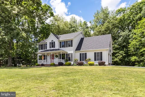 15464 Westchester Drive, Hughesville, MD MLS: MDCH2041344