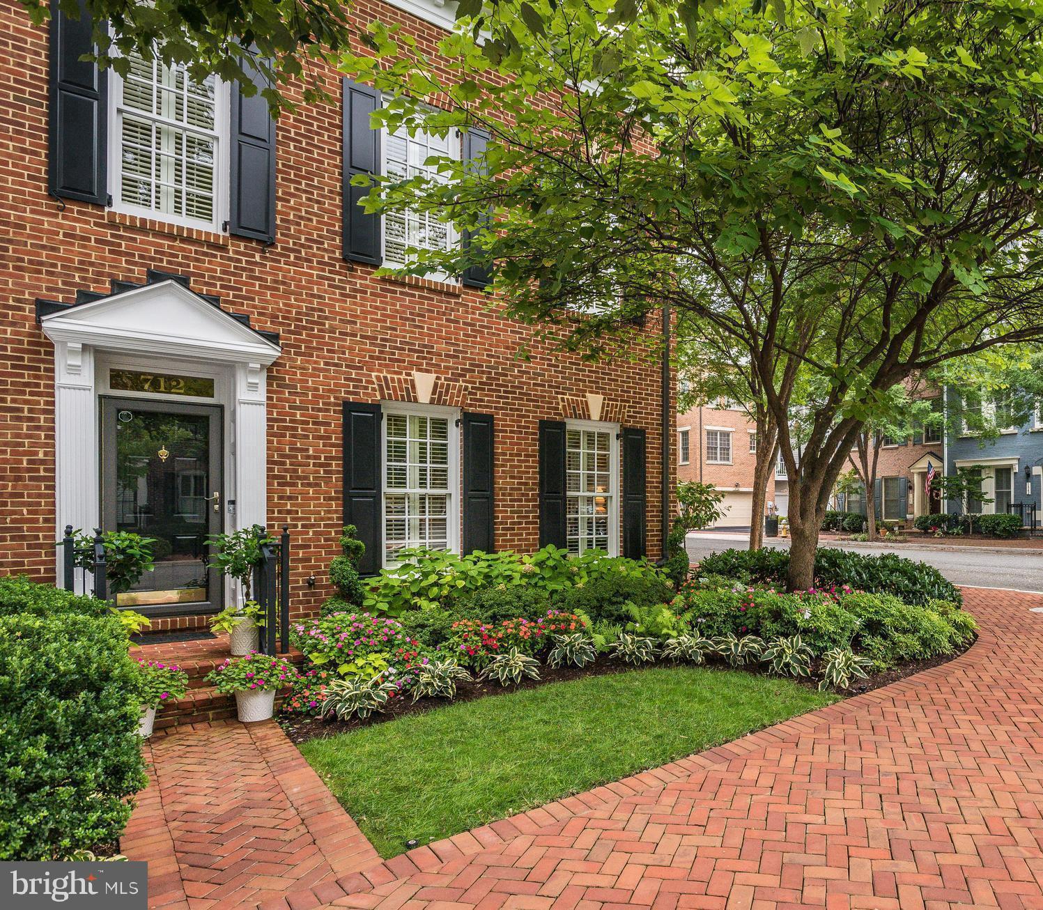 POTOMAC GREENS - Residential