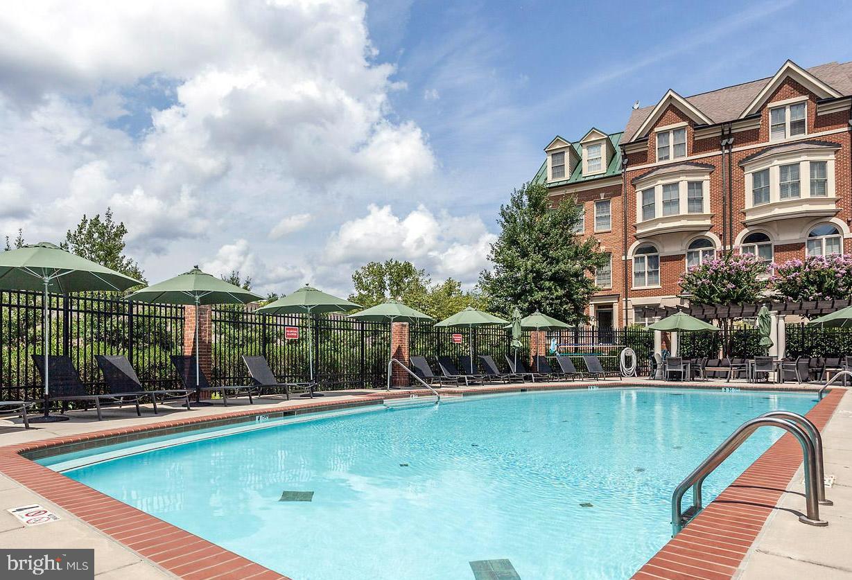 POTOMAC GREENS - Residential