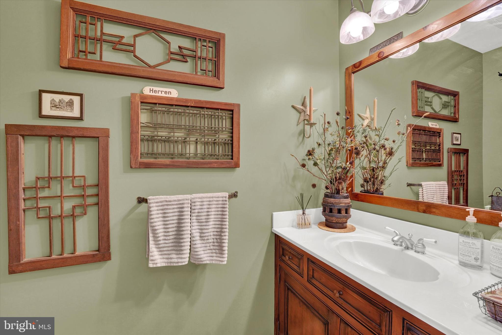 DEER CREEK HILLS - Residential