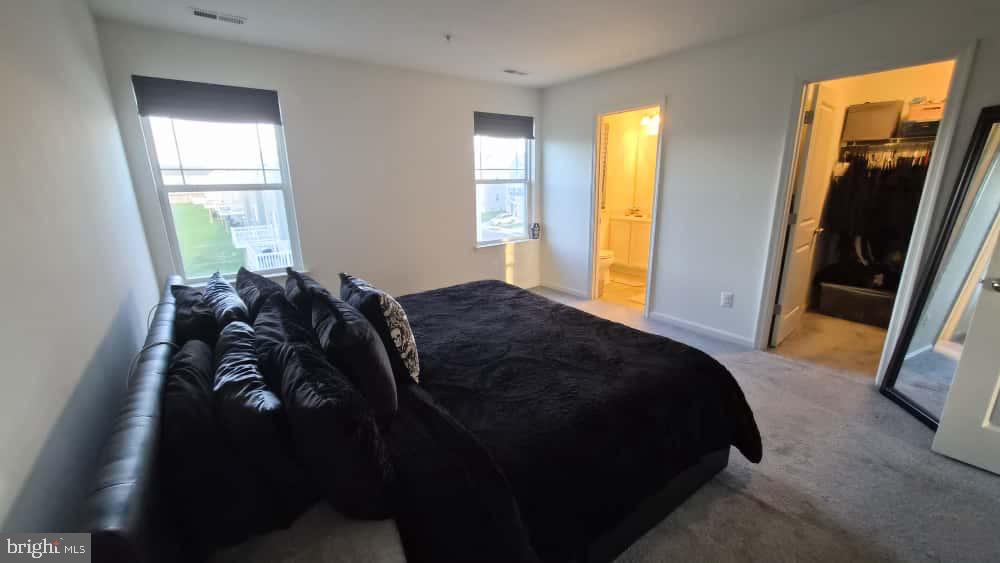 DORCHESTER - Residential