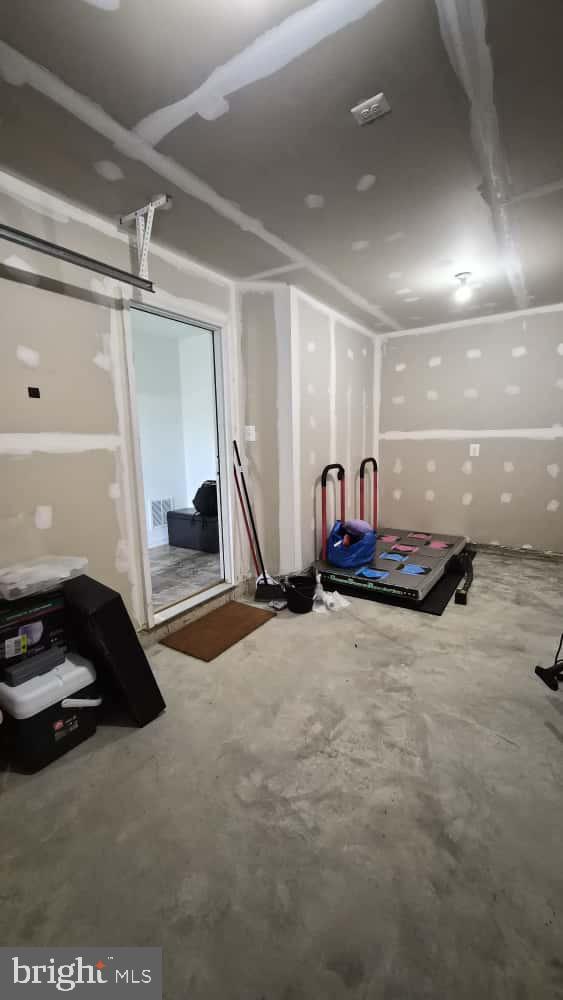 DORCHESTER - Residential