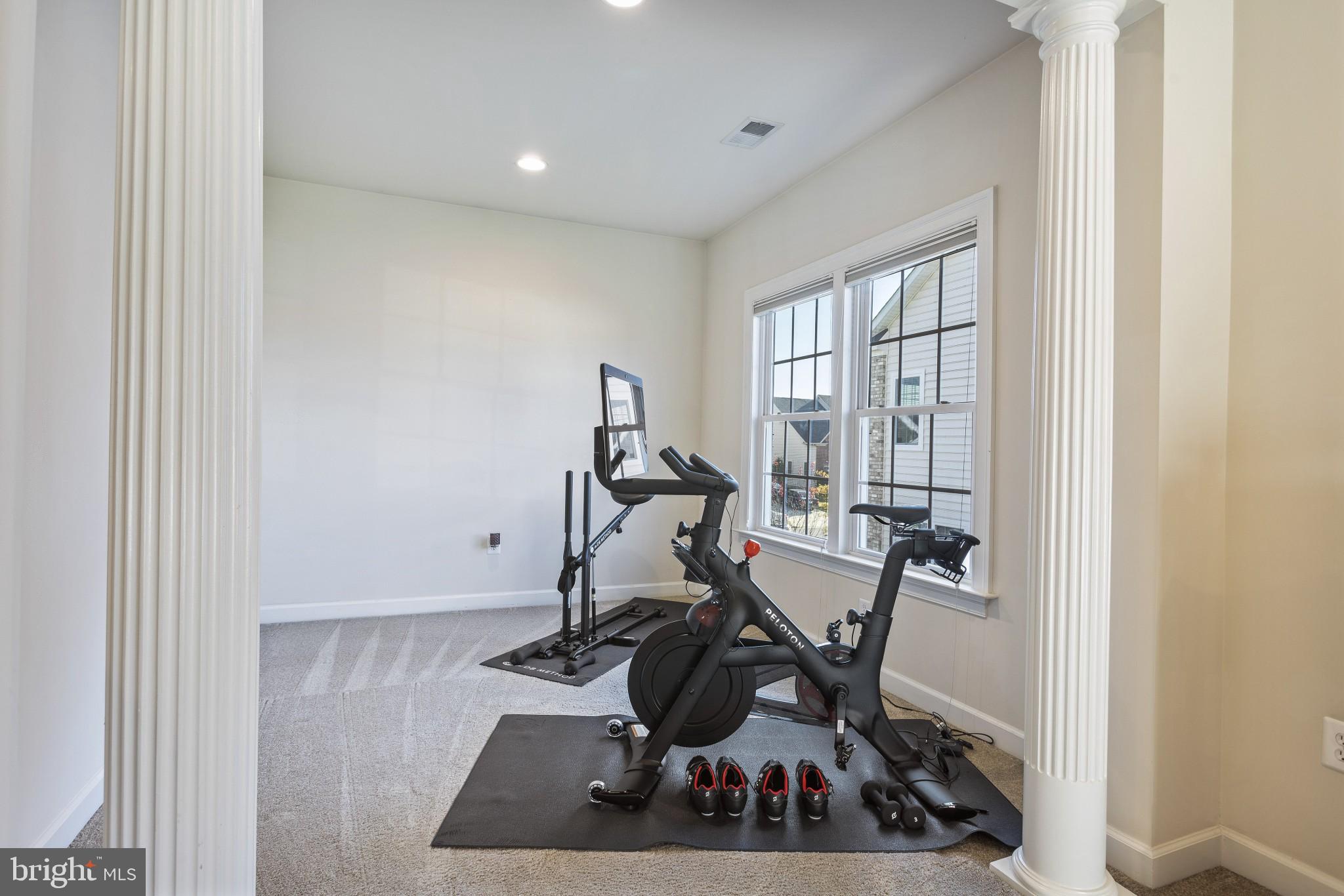 FAIRWOOD - Residential