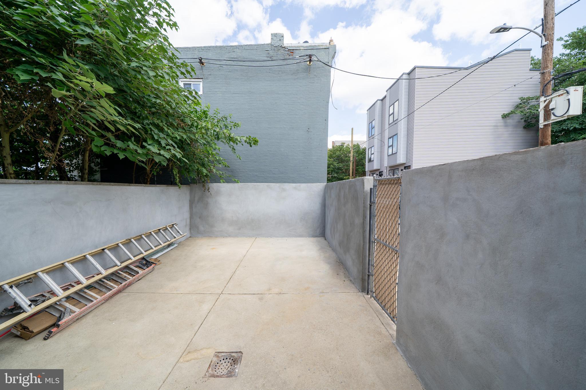 WEST POWELTON - Residential