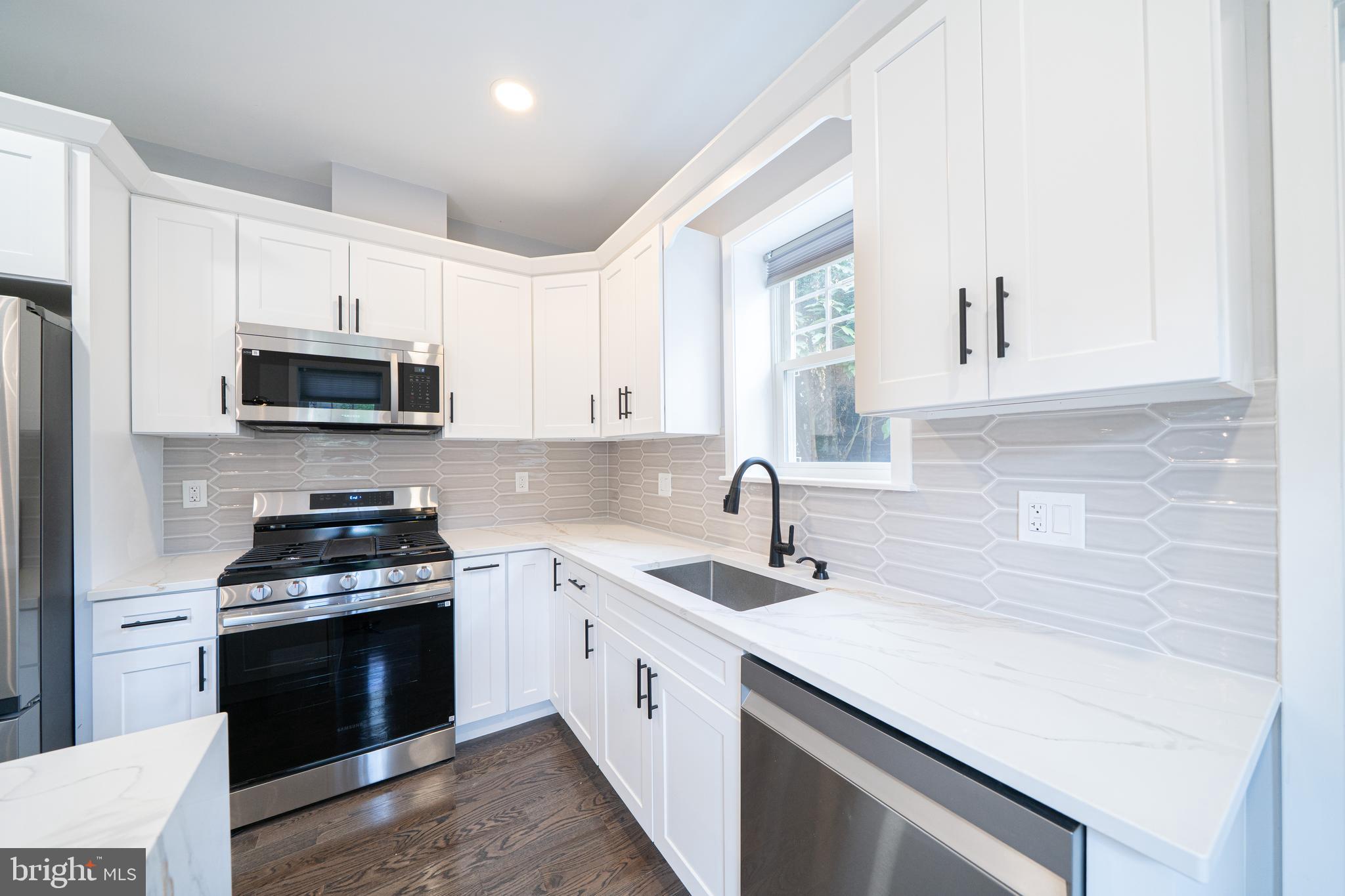 WEST POWELTON - Residential