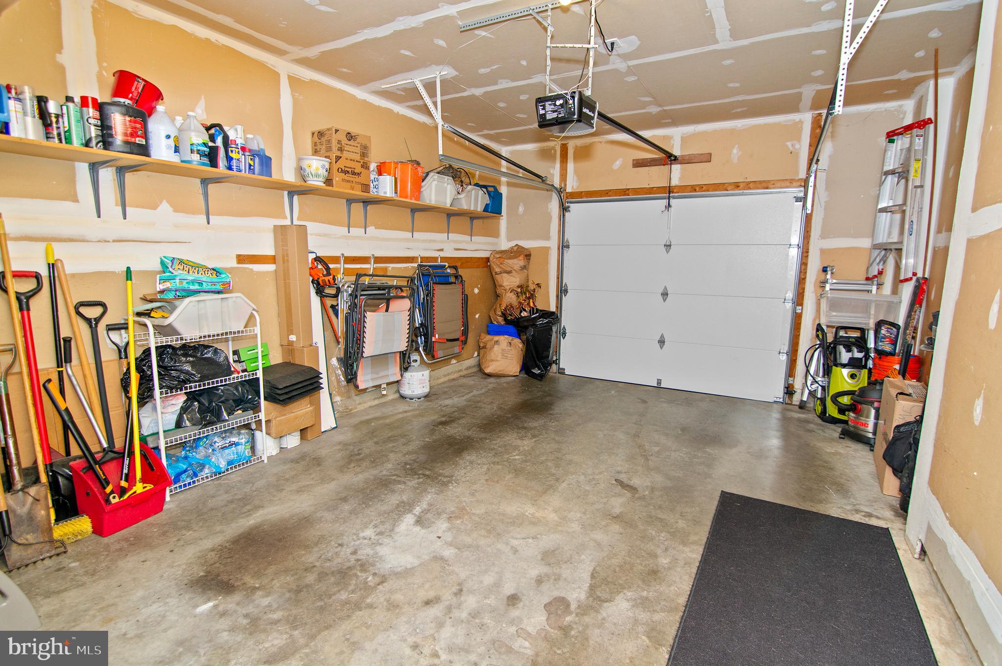 BARNSLEY MANOR ESTATES - Residential