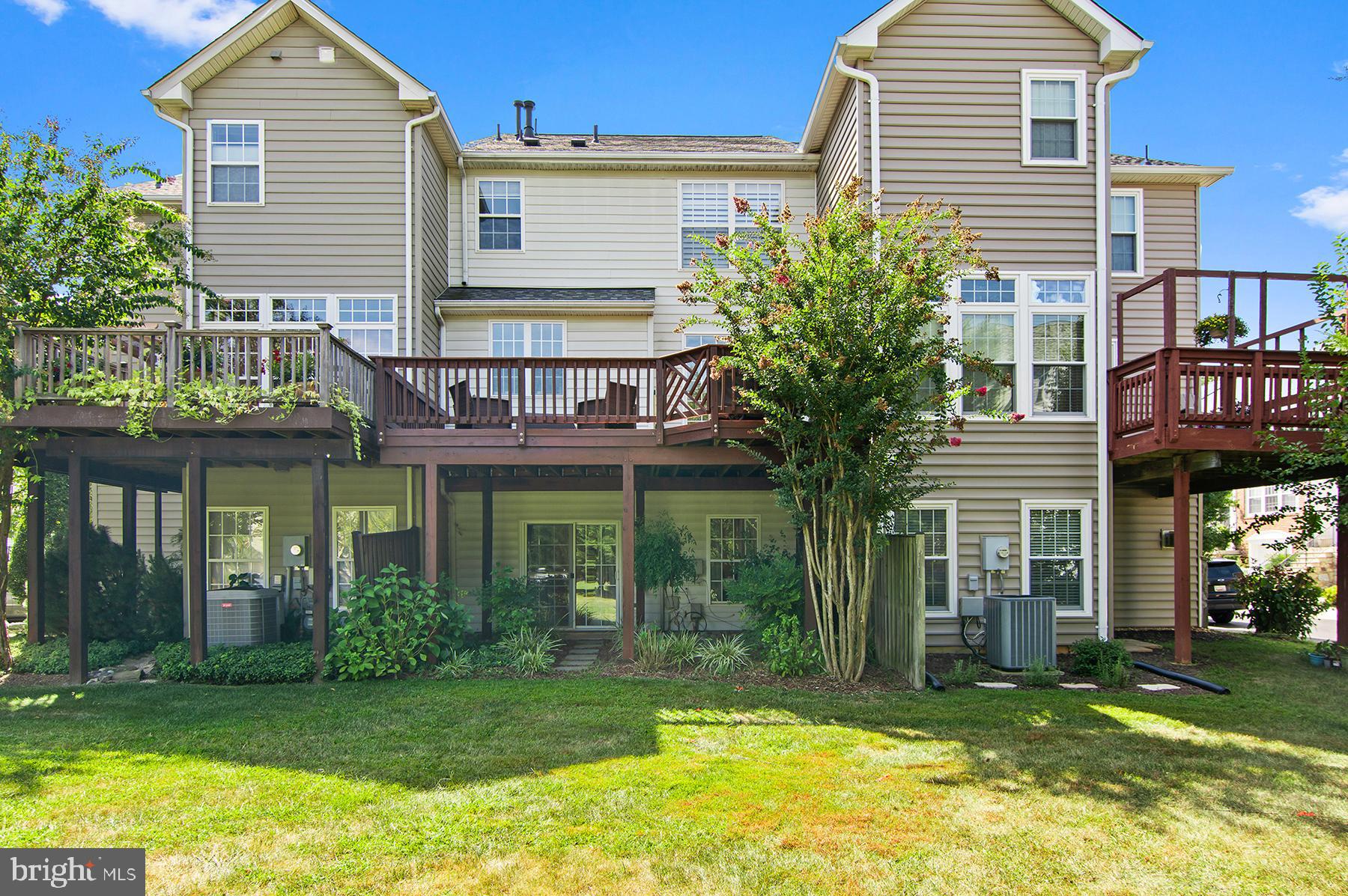 BARNSLEY MANOR ESTATES - Residential