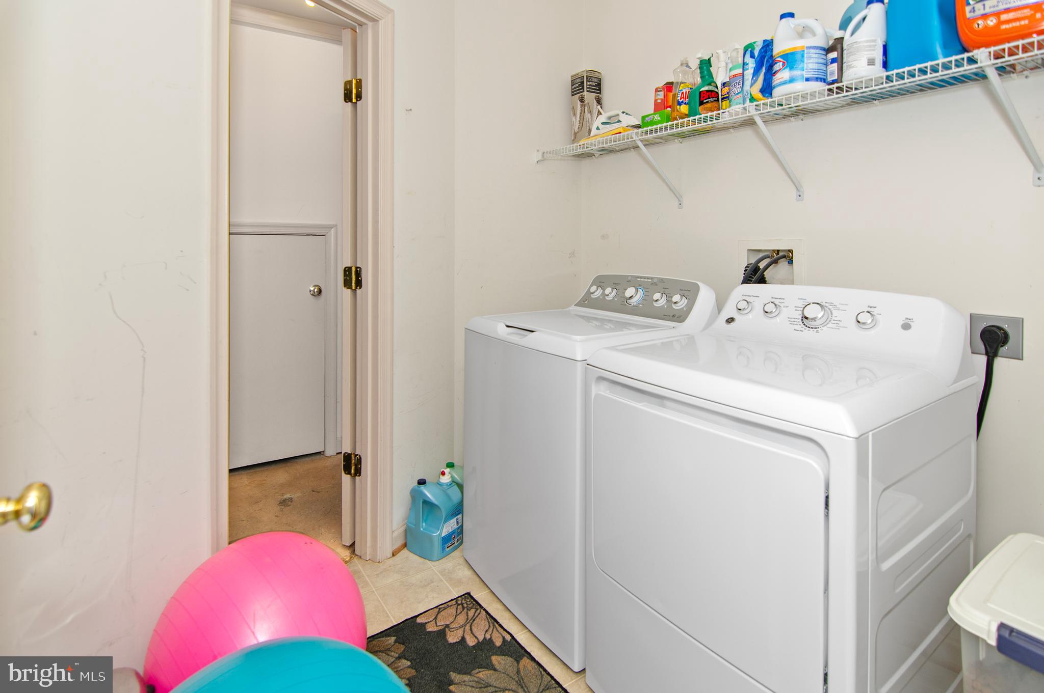 BARNSLEY MANOR ESTATES - Residential