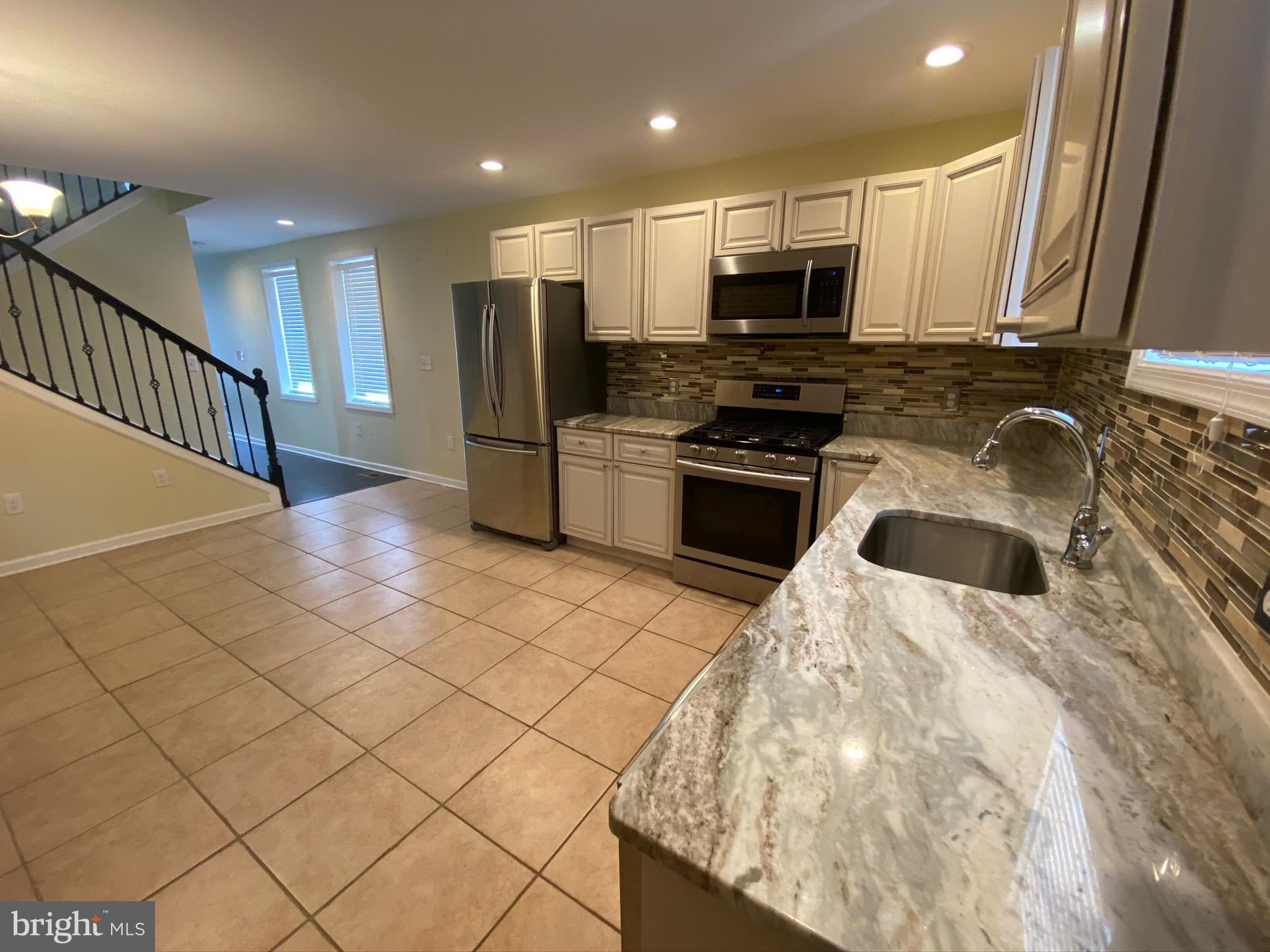 PATTERSON PLACE - Residential