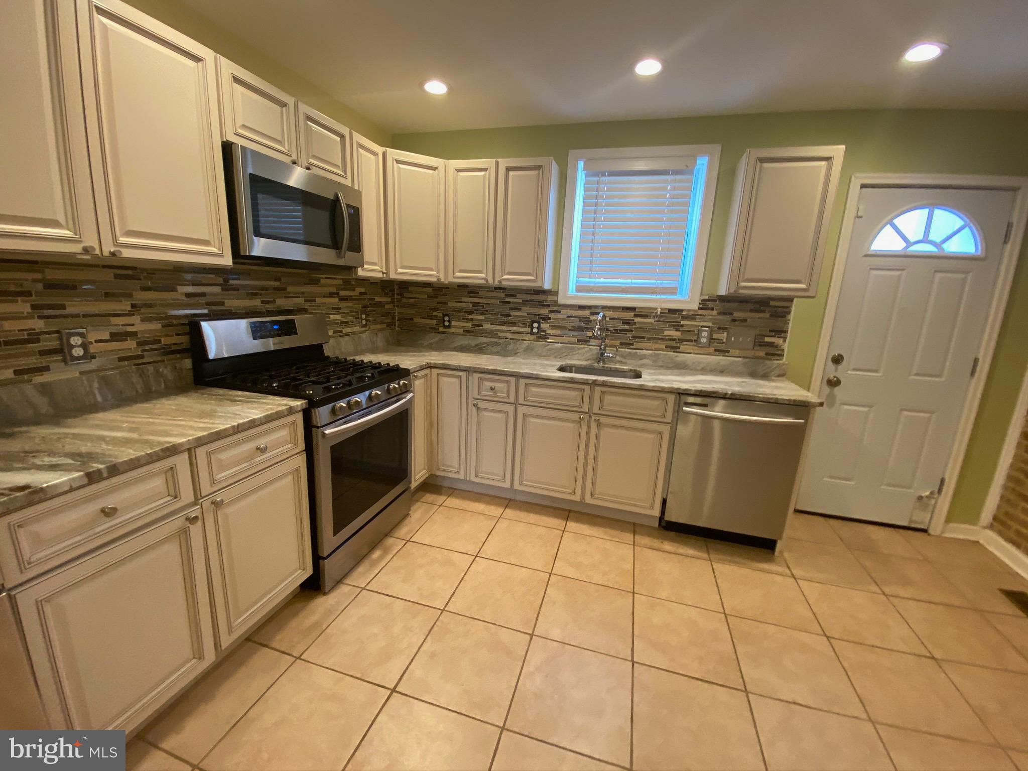 PATTERSON PLACE - Residential