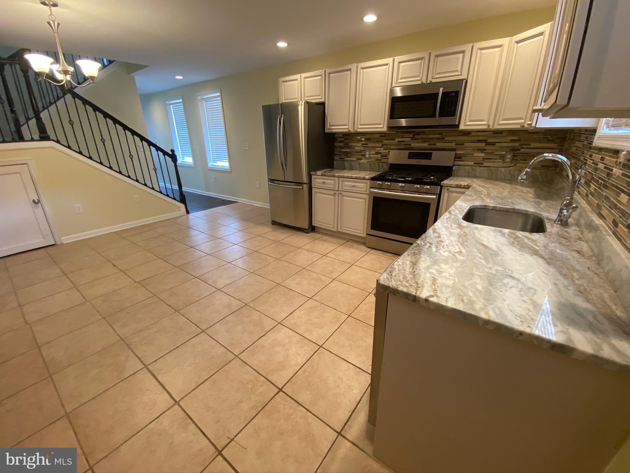 PATTERSON PLACE - Residential