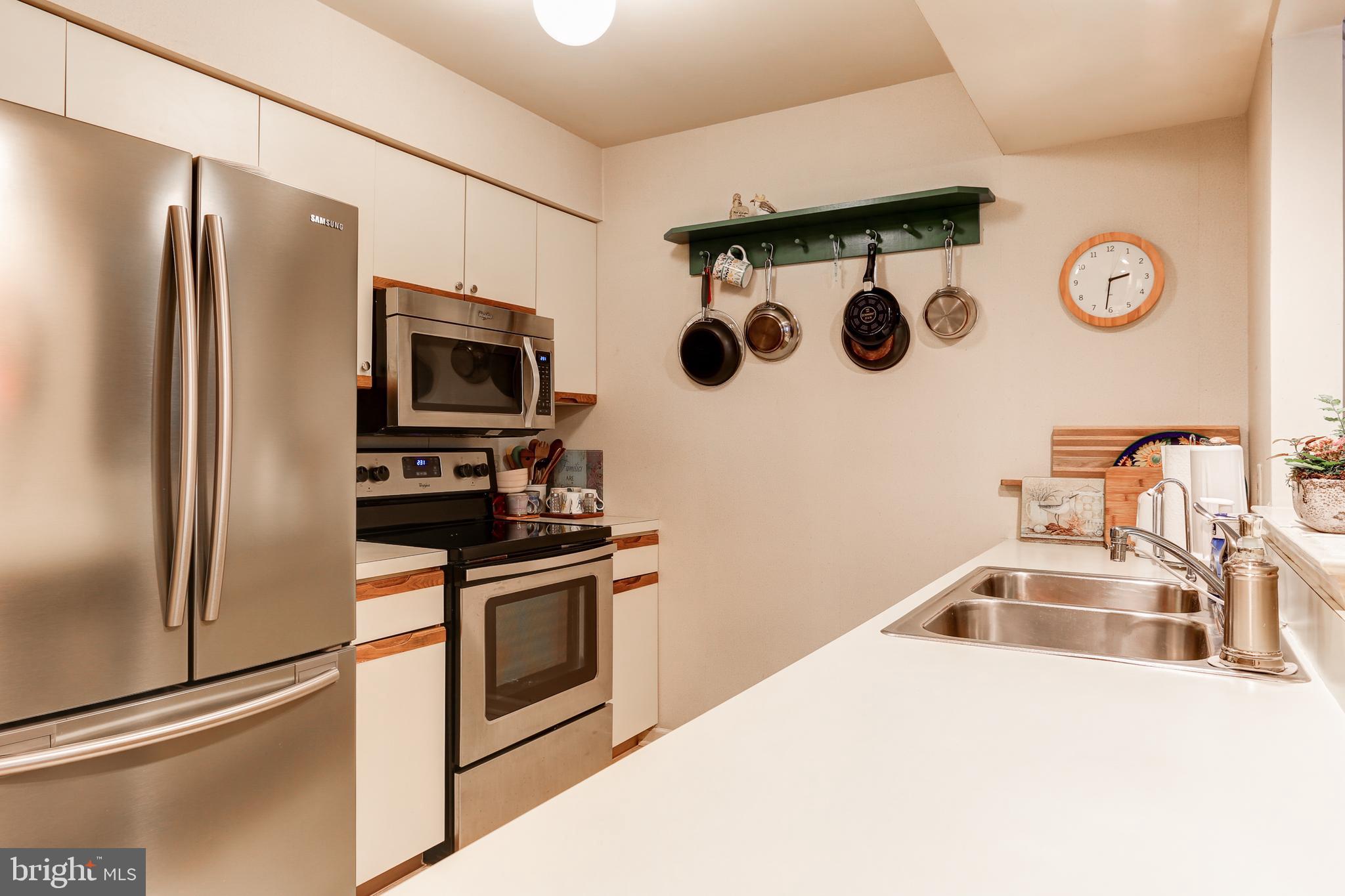 HEMPFIELD GREEN - Residential