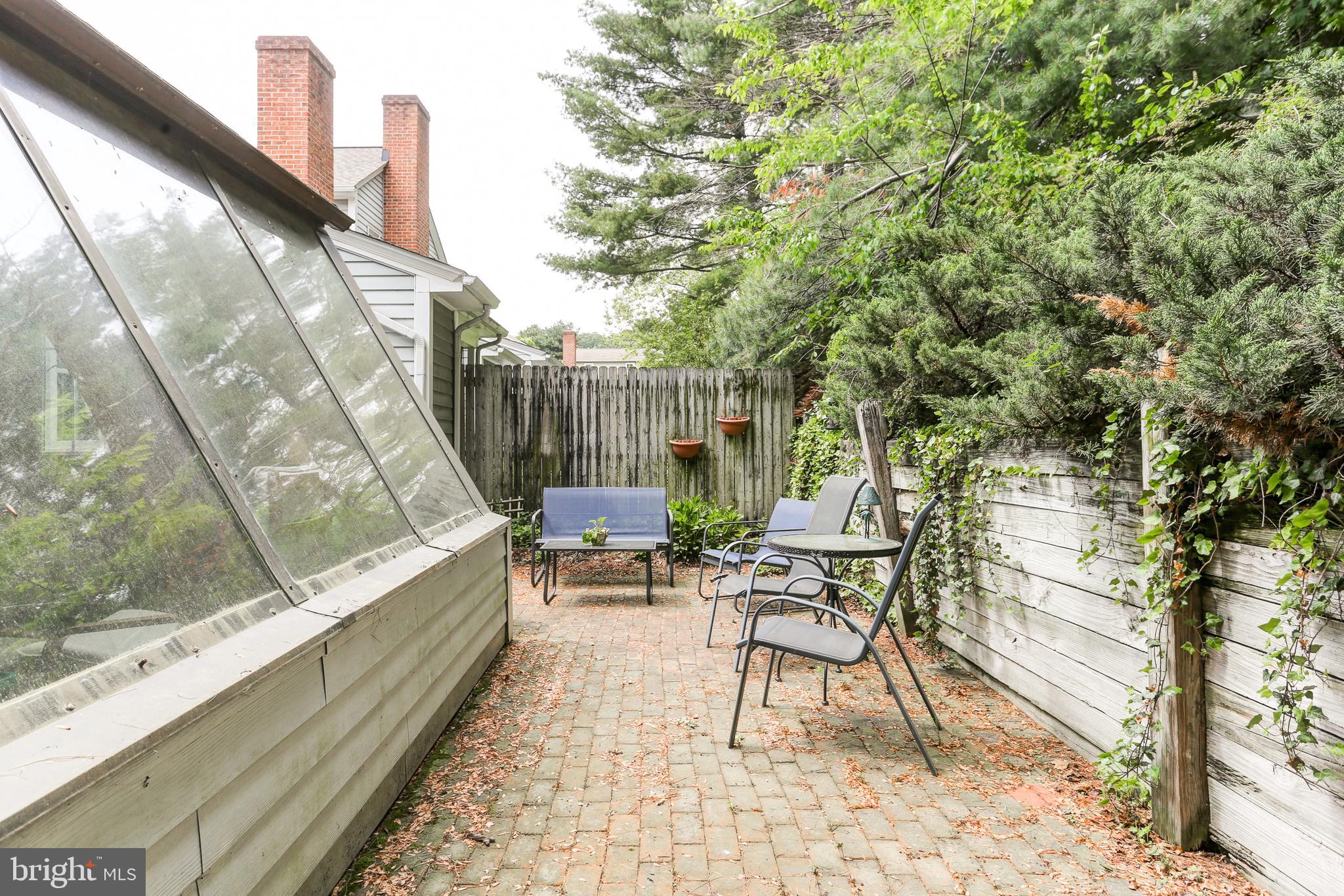 HEMPFIELD GREEN - Residential