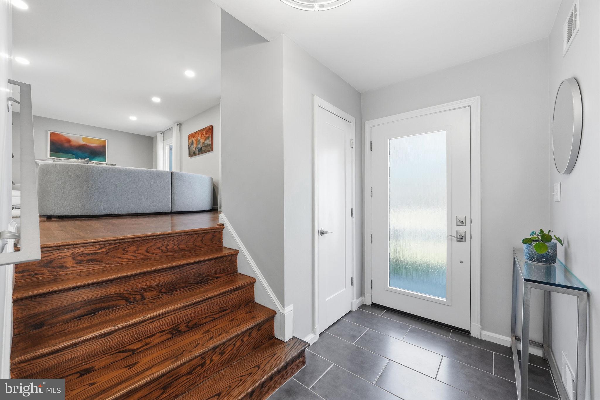 KENWOOD PARK - Residential