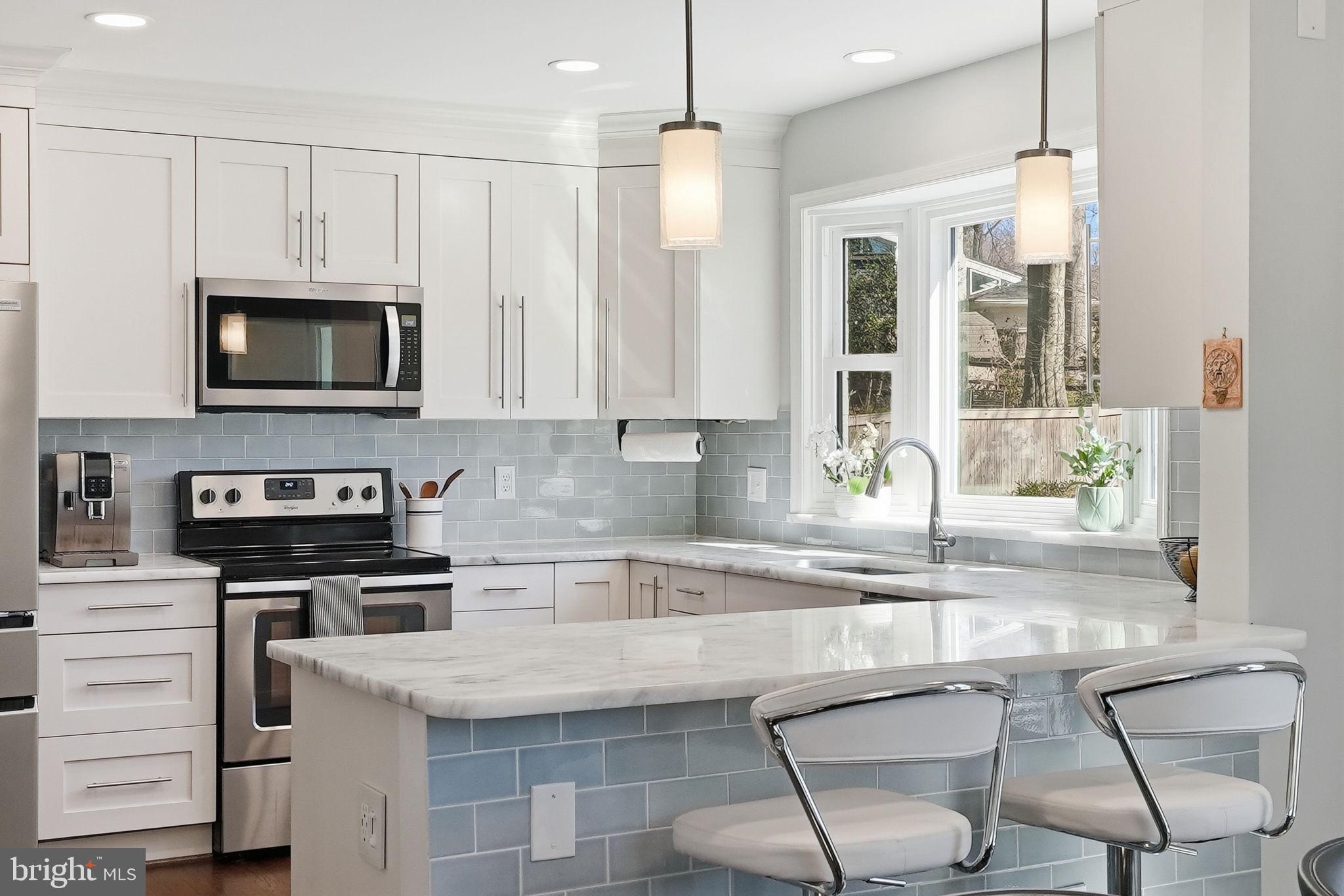 KENWOOD PARK - Residential