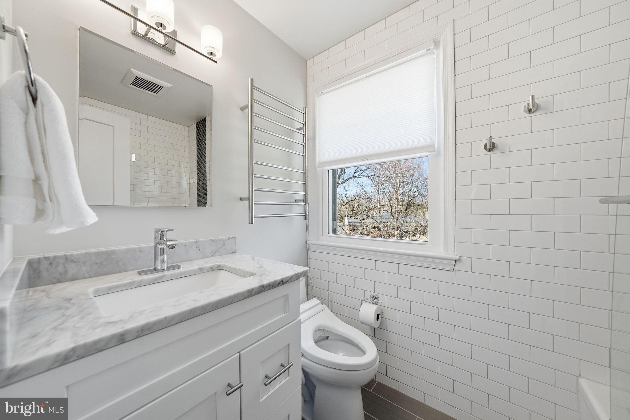 KENWOOD PARK - Residential