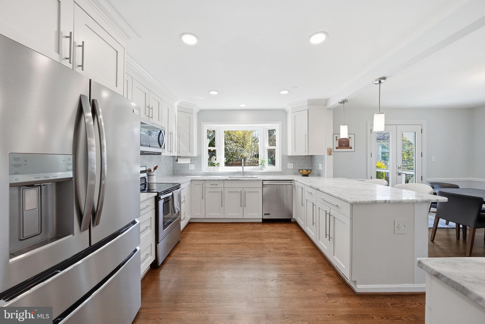 KENWOOD PARK - Residential